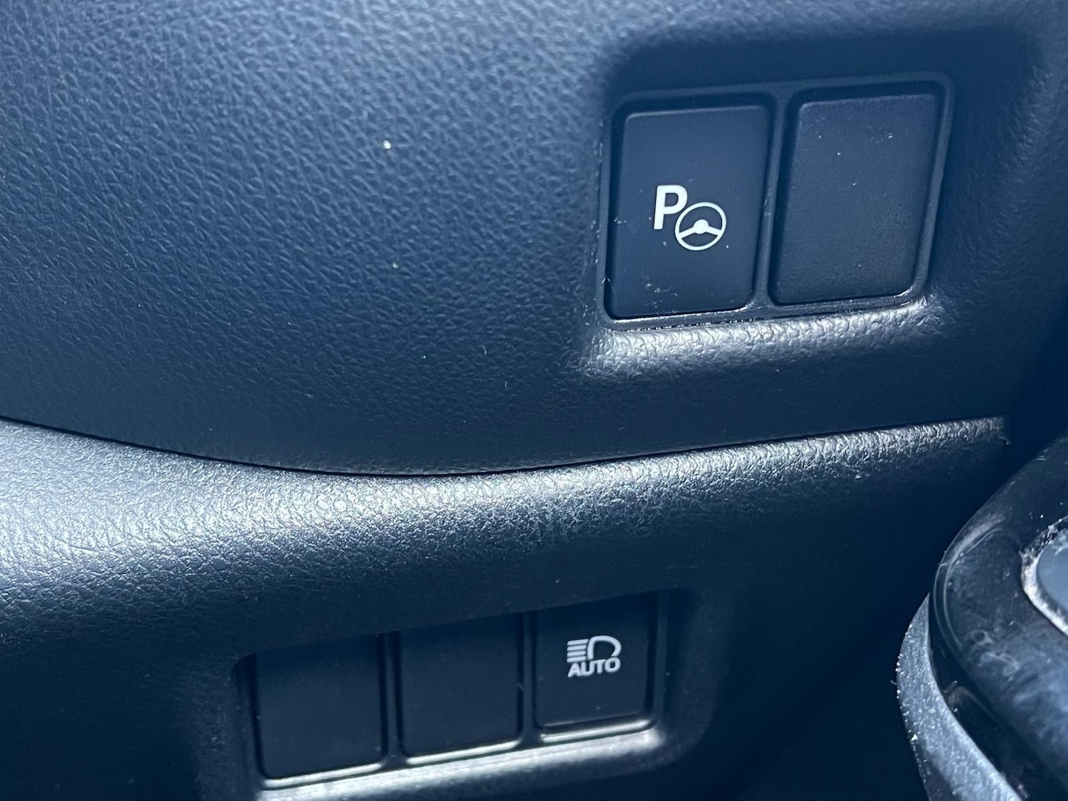 Used Toyota C-HR 2018 for sale - 78169033: Photo 25