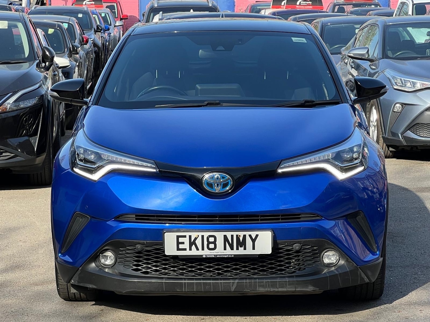 Used Toyota C-HR 2018 for sale - 78169033: Photo 3