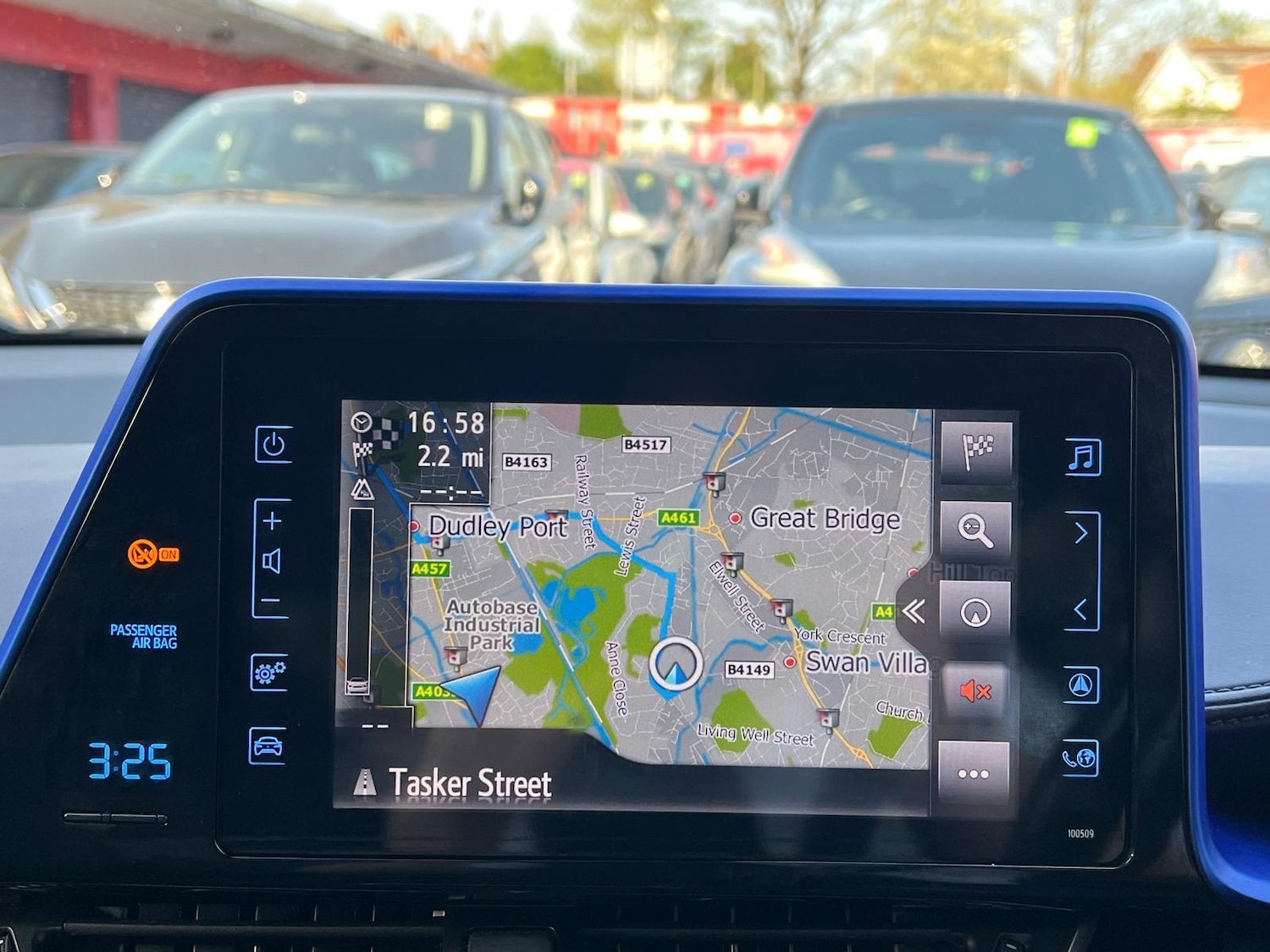 Used Toyota C-HR 2018 for sale - 78169033: Photo 30