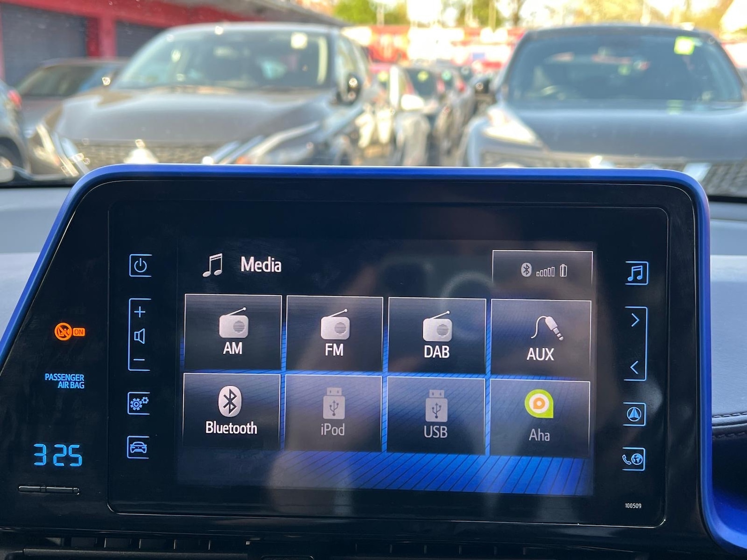 Used Toyota C-HR 2018 for sale - 78169033: Photo 33