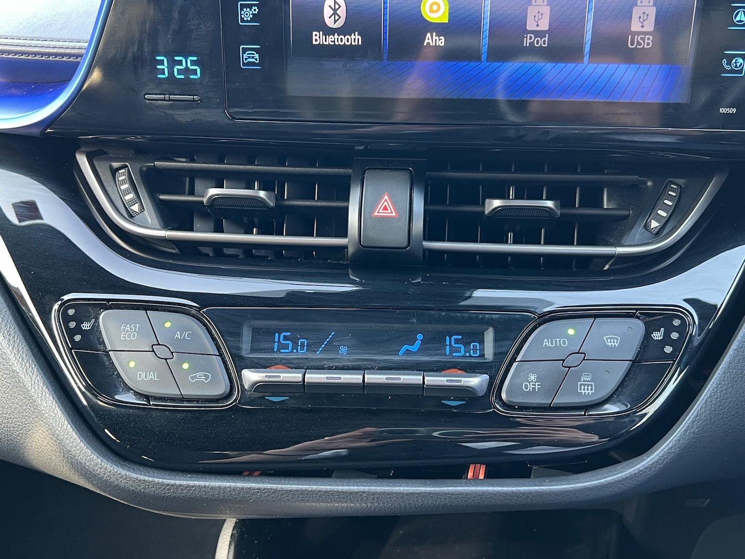 Used Toyota C-HR 2018 for sale - 78169033: Photo 34