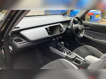 Used Honda Jazz 2024 for sale - 77404508: Photo