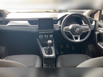 Used Renault Captur 2020 for sale - 75821632: Photo