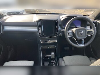 Used Volvo XC40 2023 for sale - 77831635: Photo