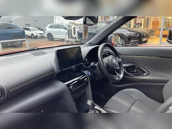 Used Toyota Yaris Cross 2022 for sale - 76777913: Photo