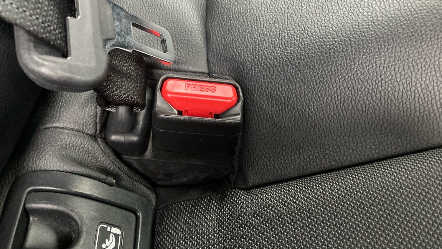 Used Toyota Yaris Cross 2022 for sale - 76777913: Photo 35