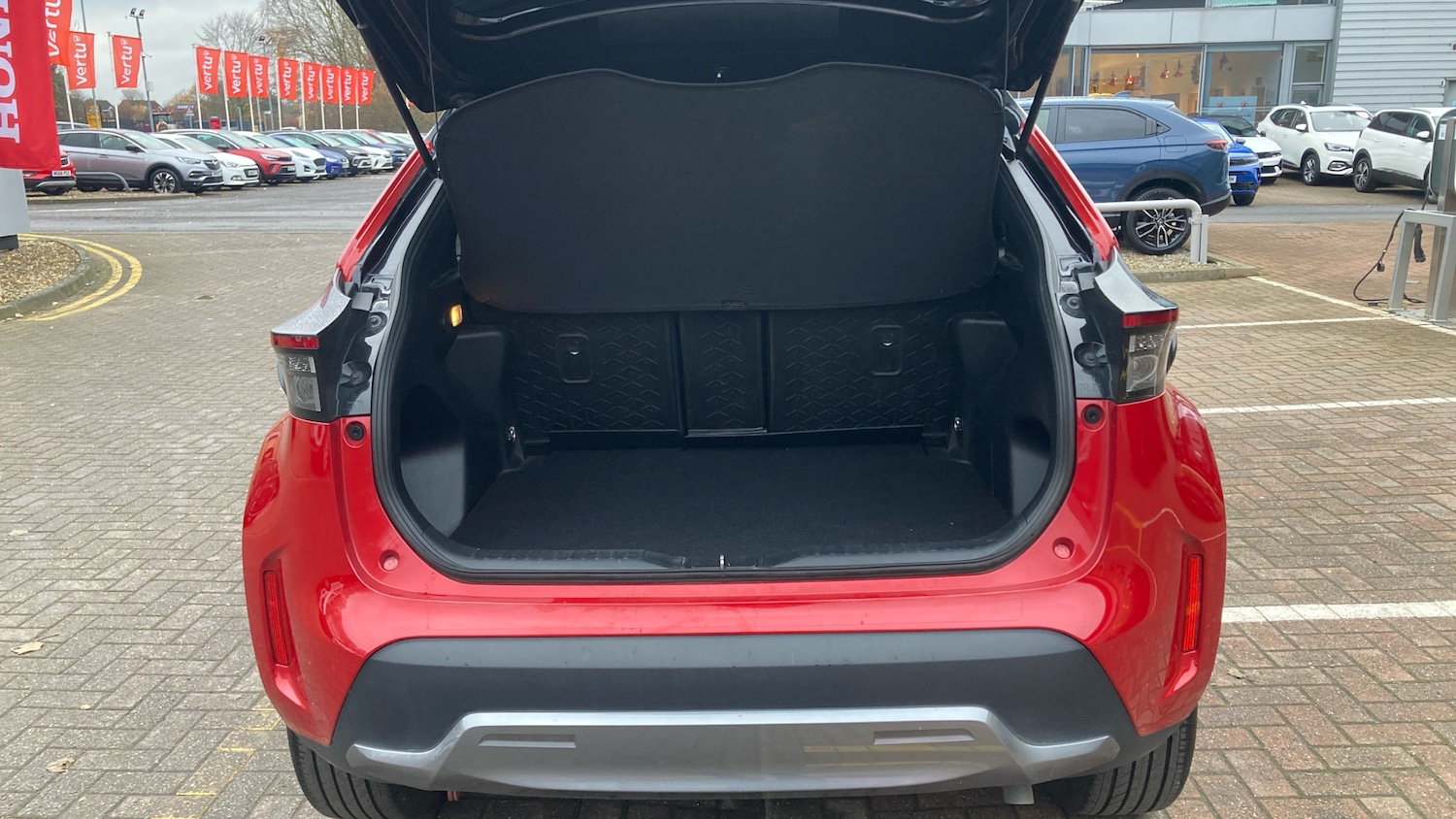 Used Toyota Yaris Cross 2022 for sale - 76777913: Photo 39