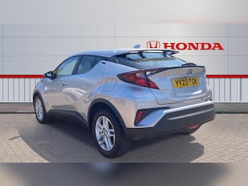 Used Toyota C-HR 2023 for sale - 78971672: Photo