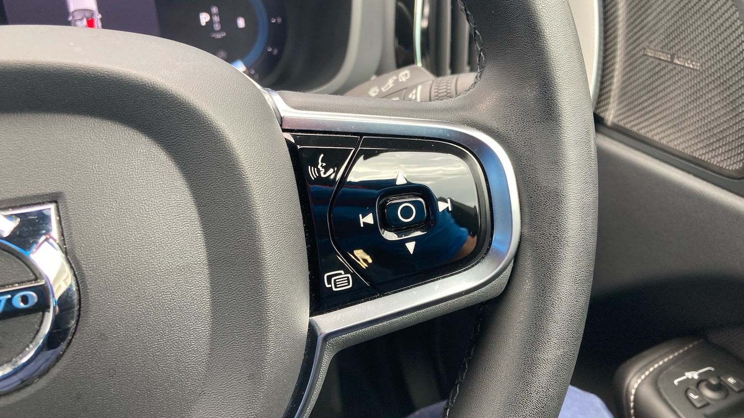 Used Volvo XC60 2023 for sale - 77935146: Photo 14