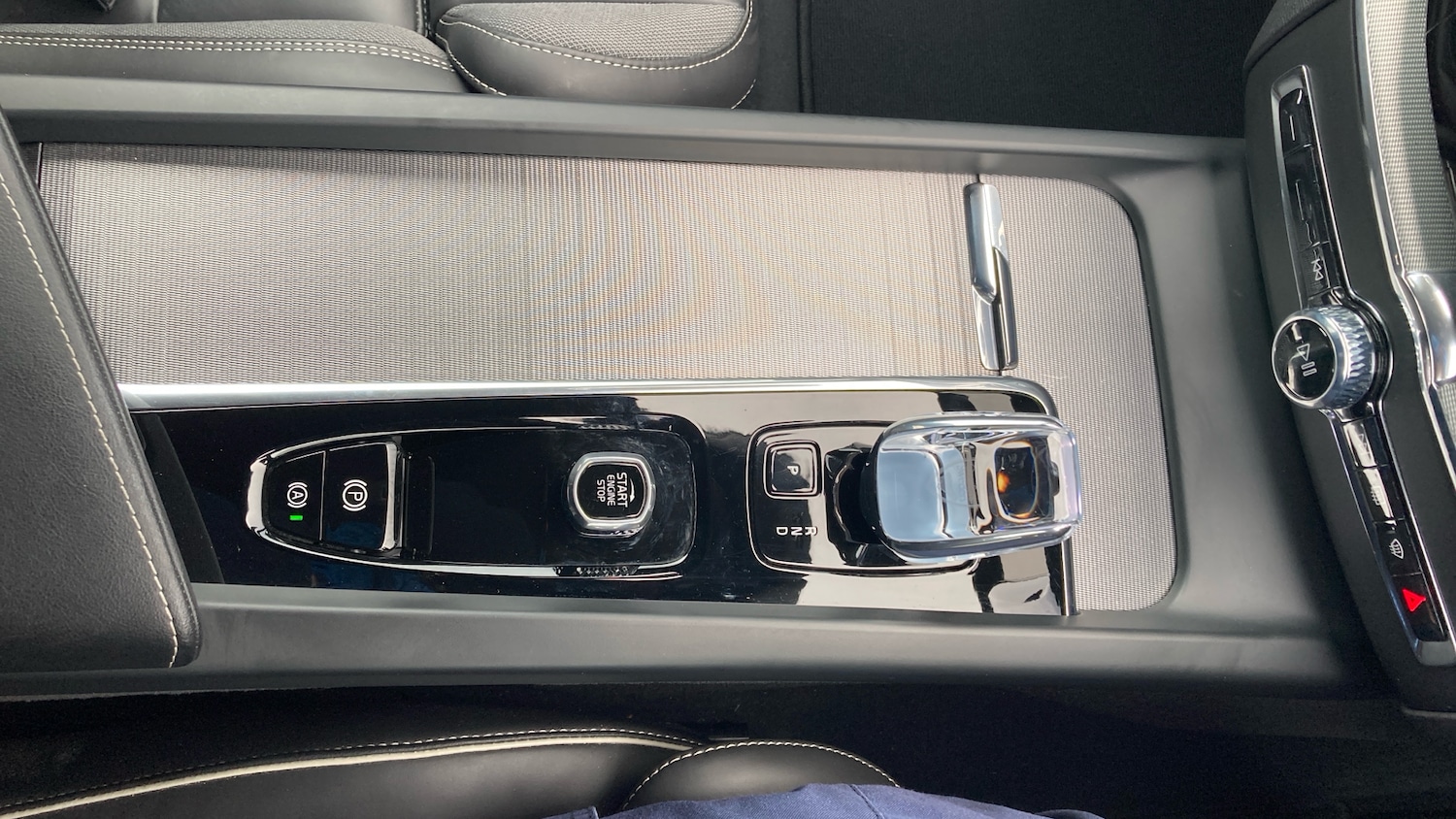 Used Volvo XC60 2023 for sale - 77935146: Photo 22