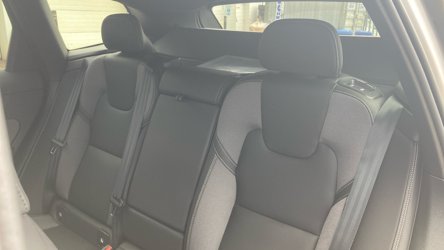 Used Volvo XC60 2023 for sale - 77935146: Photo 8