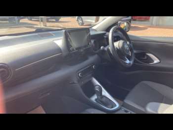Used Toyota Yaris 2023 for sale - 75100692: Photo