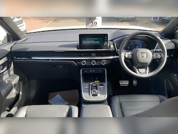 Used Honda CR-V 2025 for sale - 76252593: Photo