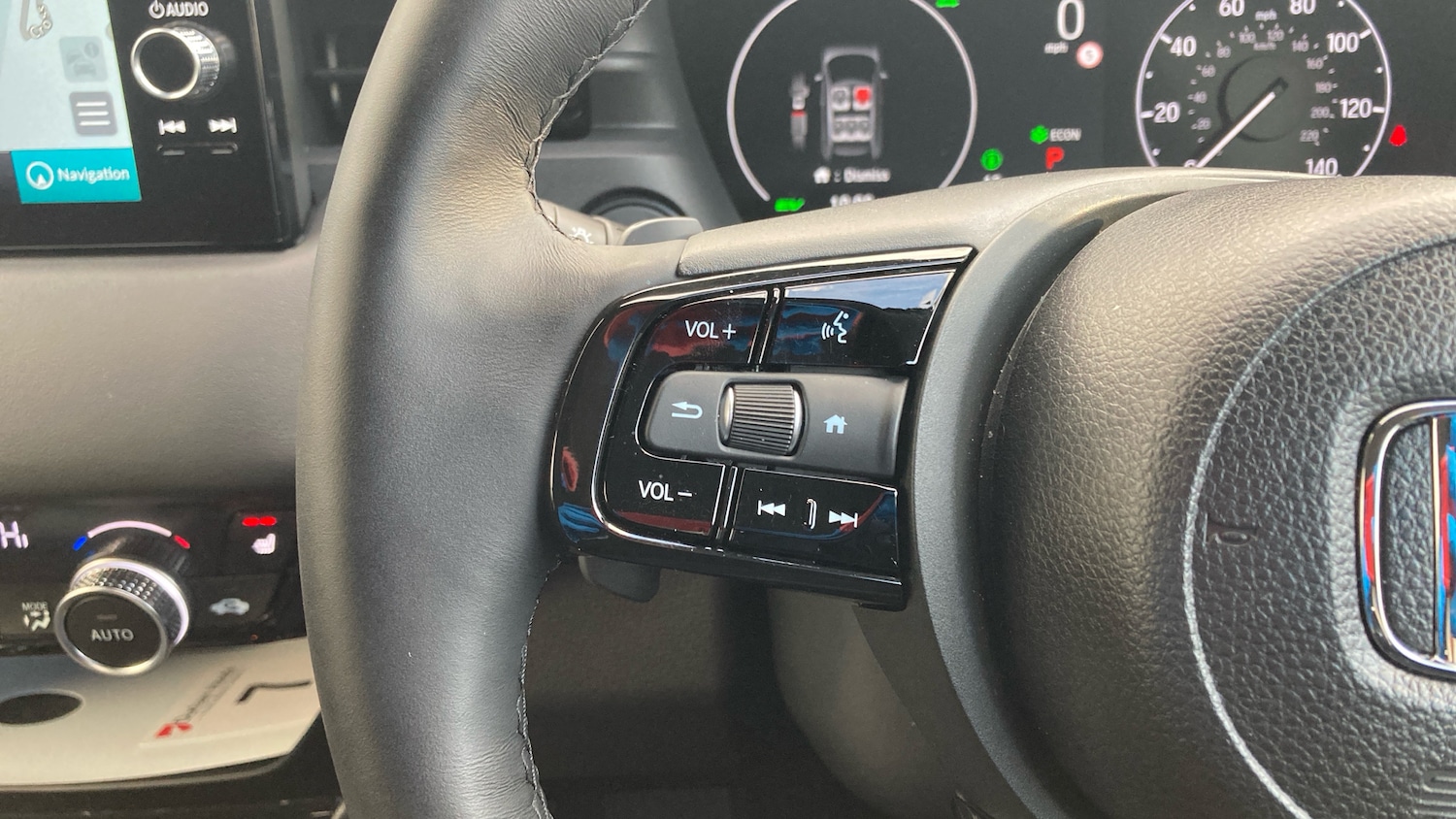 Used Honda HR-V 2025 for sale - 77975364: Photo 14