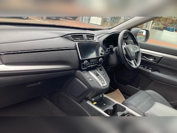 Used Honda CR-V 2023 for sale - 76157075: Photo 2