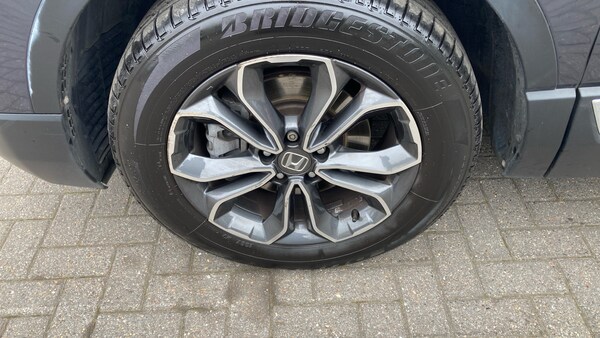 Used Honda CR-V 2023 for sale - 76157075: Photo 32
