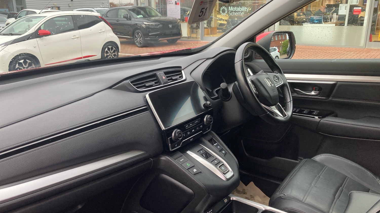 Used Honda CR-V 2021 for sale - 76505515: Photo 2