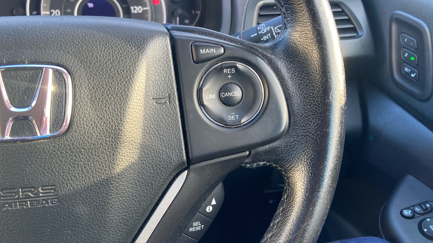 Used Honda CR-V 2018 for sale - 77077805: Photo 14