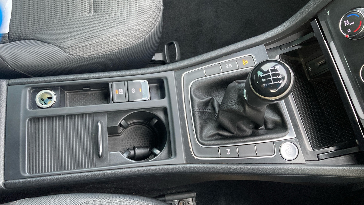 Used Volkswagen Golf 2019 for sale - 76877824: Photo 22