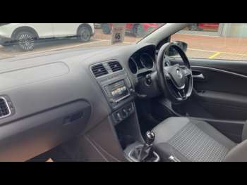Used Volkswagen Polo 2016 for sale - 75332202: Photo
