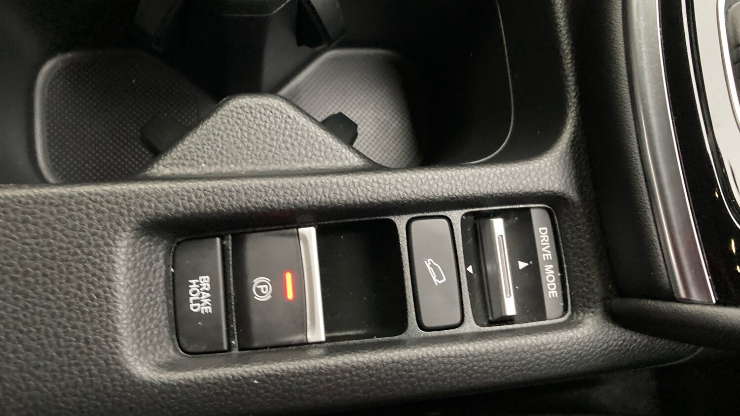 Used Honda HR-V 2024 for sale - 77489930: Photo 31