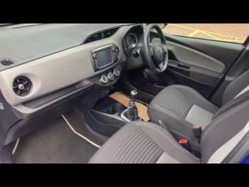 Used Toyota Yaris 2017 for sale - 74868519: Photo