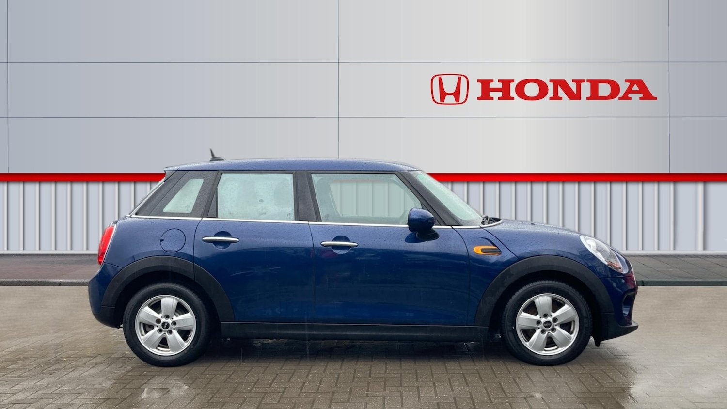 Used MINI Hatch 2018 for sale - 76932117: Photo 5