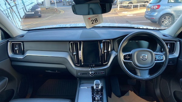 Used Volvo XC60 2019 for sale - 76311277: Photo 4