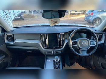 Used Volvo XC60 2019 for sale - 76311277: Photo