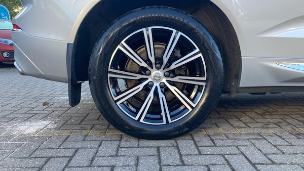 Used Volvo XC60 2019 for sale - 76311277: Photo 9