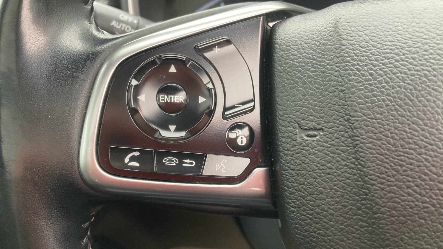 Used Honda CR-V 2020 for sale - 76340508: Photo 15