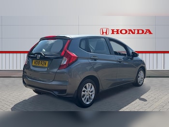 Used Honda Jazz 2018 for sale - 79184365: Photo