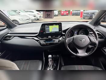 Used Toyota C-HR 2021 for sale - 79548123: Photo