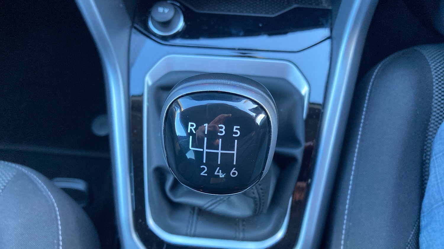 Used Volkswagen T-Roc 2022 for sale - 76352032: Photo 16