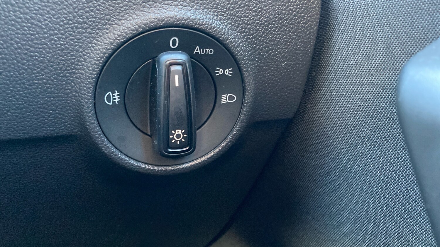 Used Volkswagen T-Roc 2022 for sale - 76352032: Photo 19