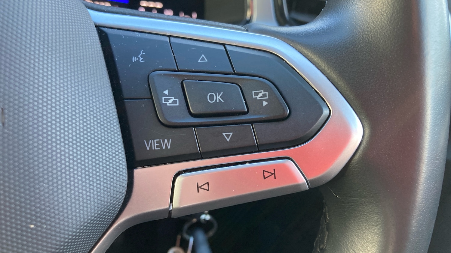 Used Volkswagen T-Roc 2022 for sale - 76352032: Photo 21