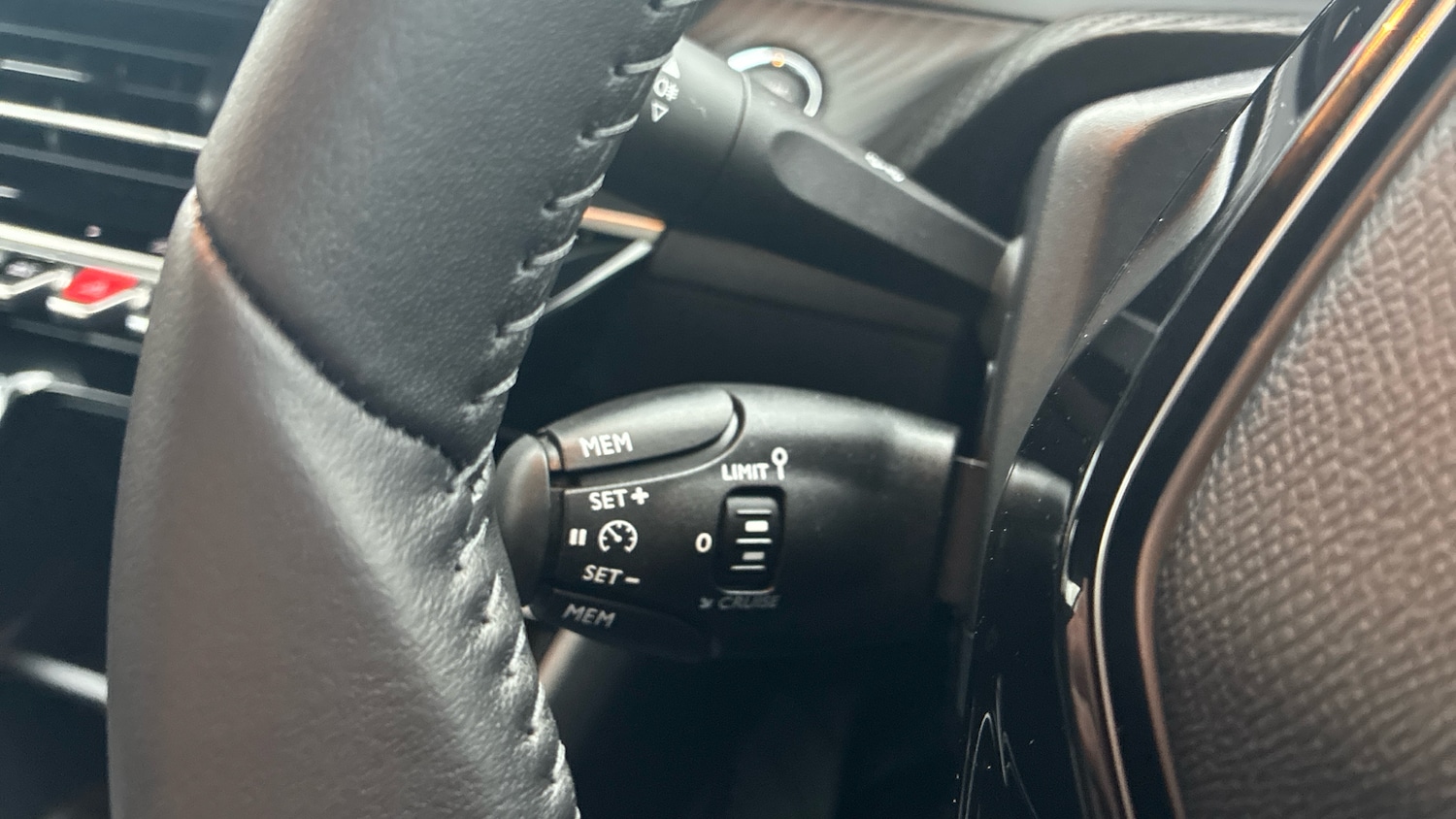 Used Peugeot 208 2025 for sale - 77404502: Photo 15