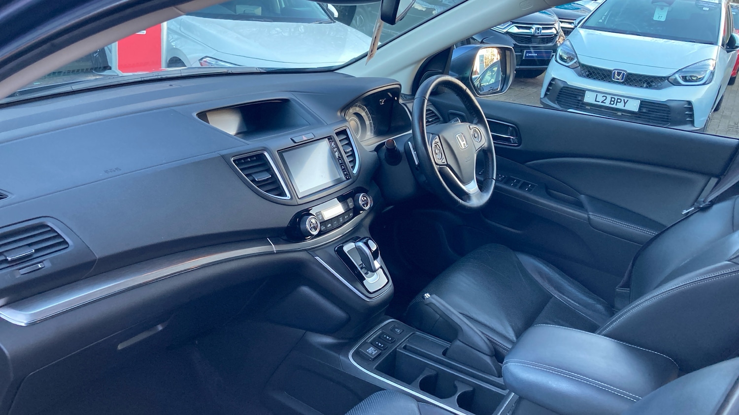 Used Honda CR-V 2017 for sale - 76879224: Photo 2