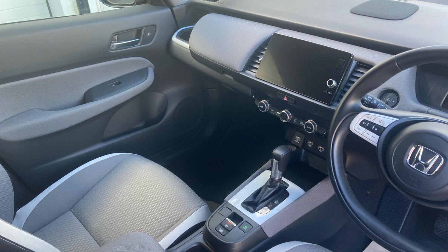 Used Honda Jazz 2023 for sale - 78063189: Photo 28