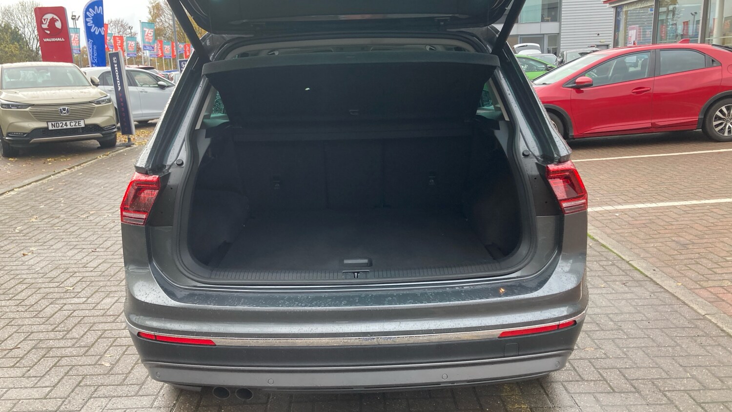 Used Volkswagen Tiguan 2019 for sale - 76461741: Photo 35