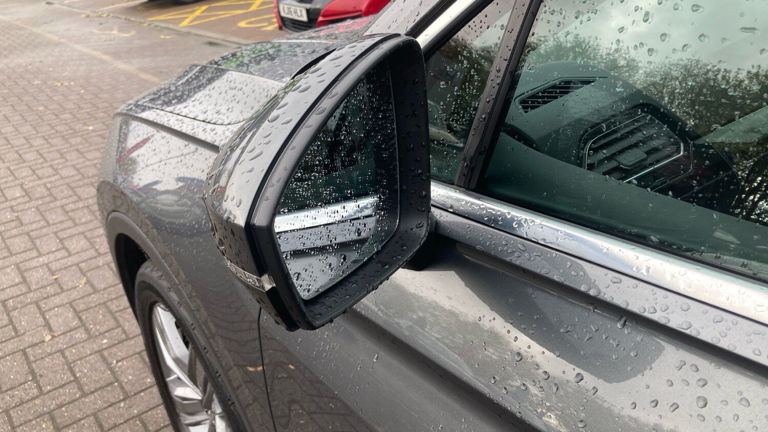 Used Volkswagen Tiguan 2019 for sale - 76461741: Photo 37