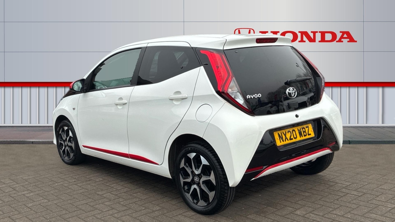 Used Toyota AYGO 2020 for sale - 77363945: Photo 3