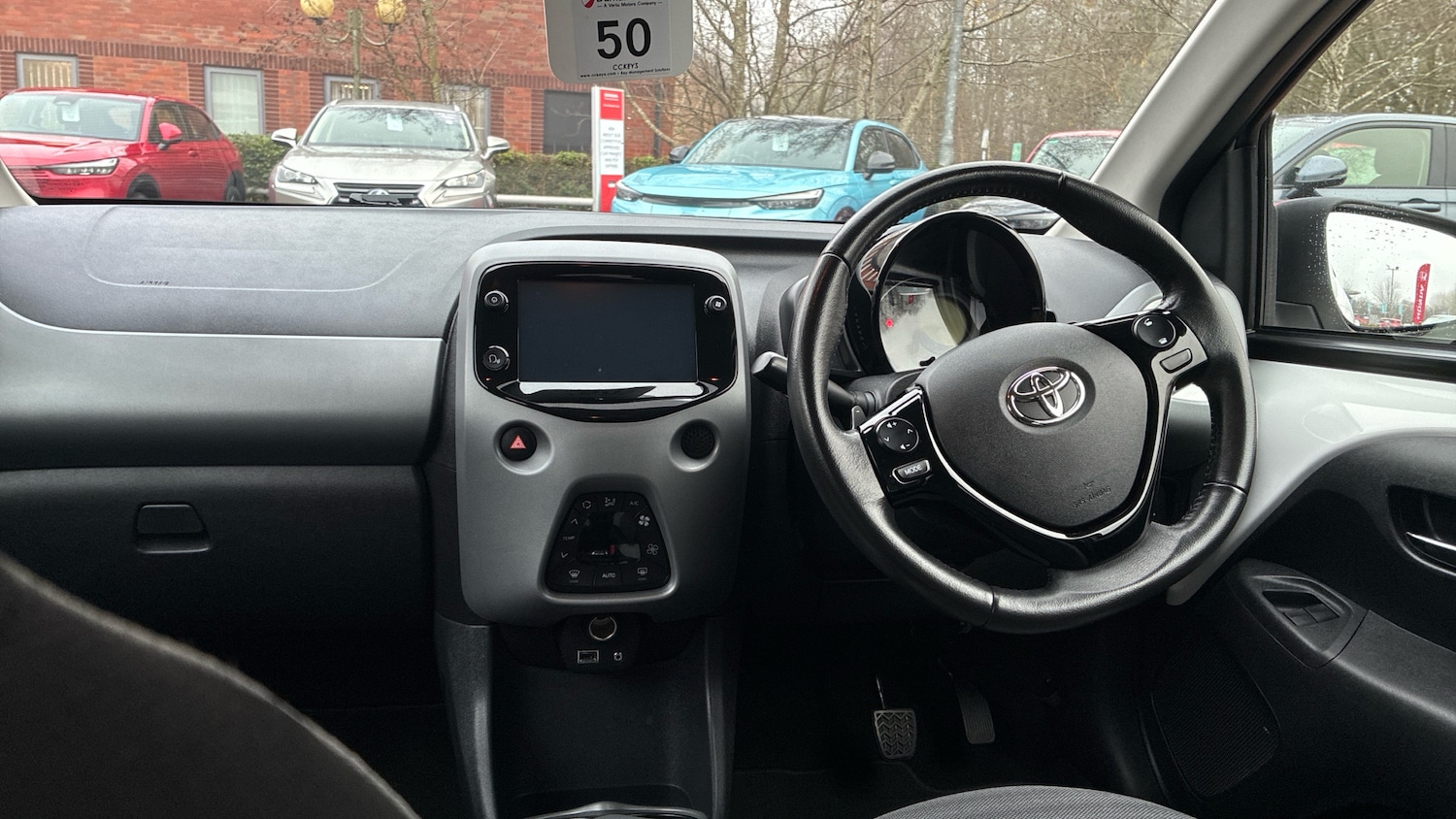Used Toyota AYGO 2020 for sale - 77363945: Photo 4