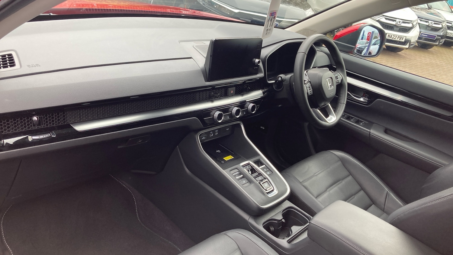 Used Honda CR-V 2025 for sale - 77921182: Photo 2