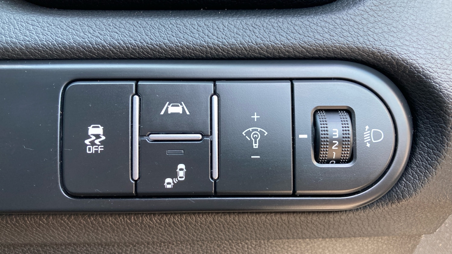 Used Kia Ceed 2023 for sale - 76106935: Photo 45