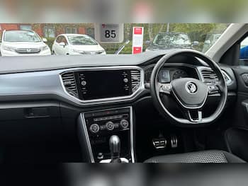 Used Volkswagen T-Roc 2021 for sale - 79762412: Photo