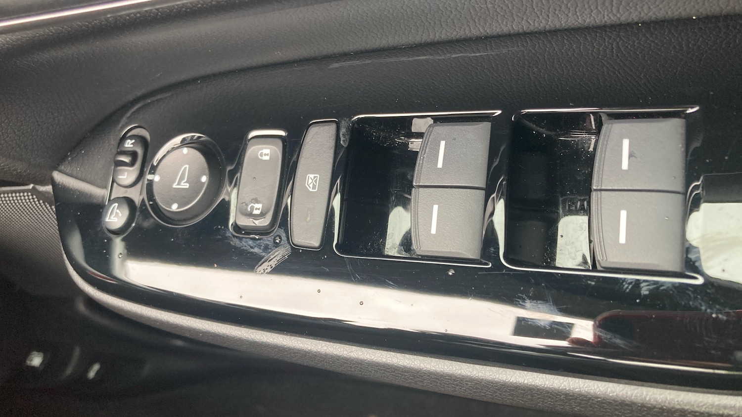 Used Honda CR-V 2023 for sale - 76490336: Photo 13