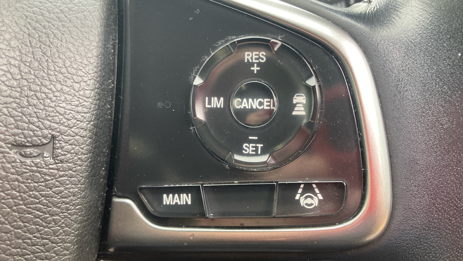 Used Honda CR-V 2023 for sale - 76490336: Photo 16