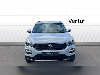 Used Volkswagen T-Roc 2020 for sale - 75472875: Photo