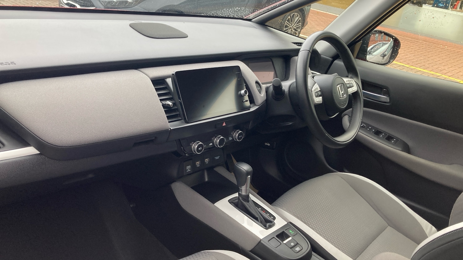 Used Honda Jazz 2022 for sale - 76352031: Photo 2